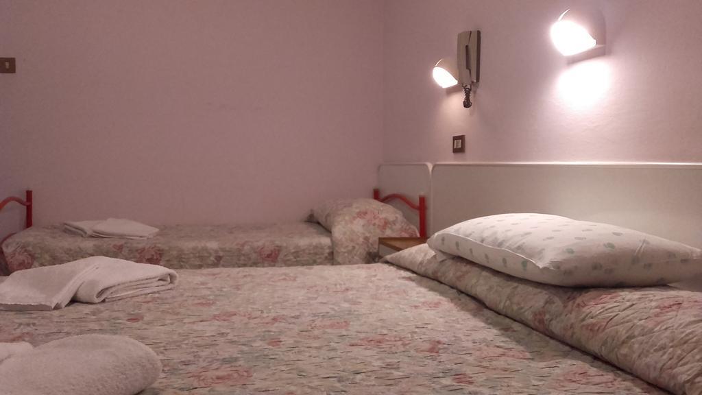 Hotel Villa Donati Viserbella di Rimini Eksteriør billede